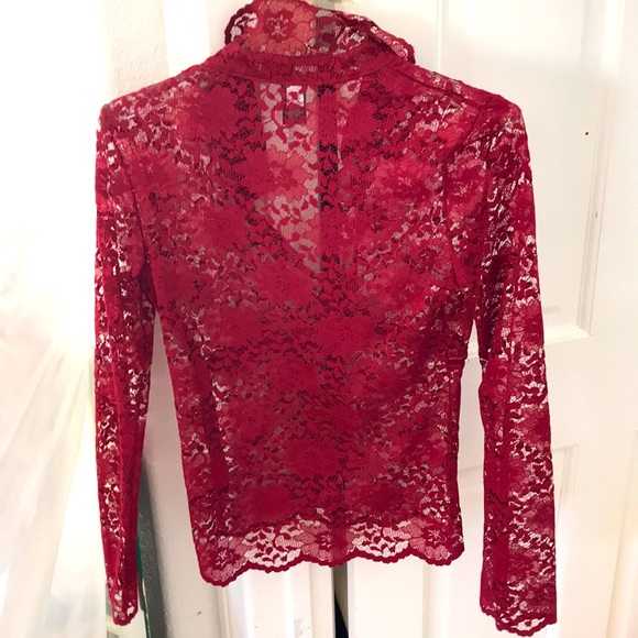 Burgundy lace top - Picture 3 of 4